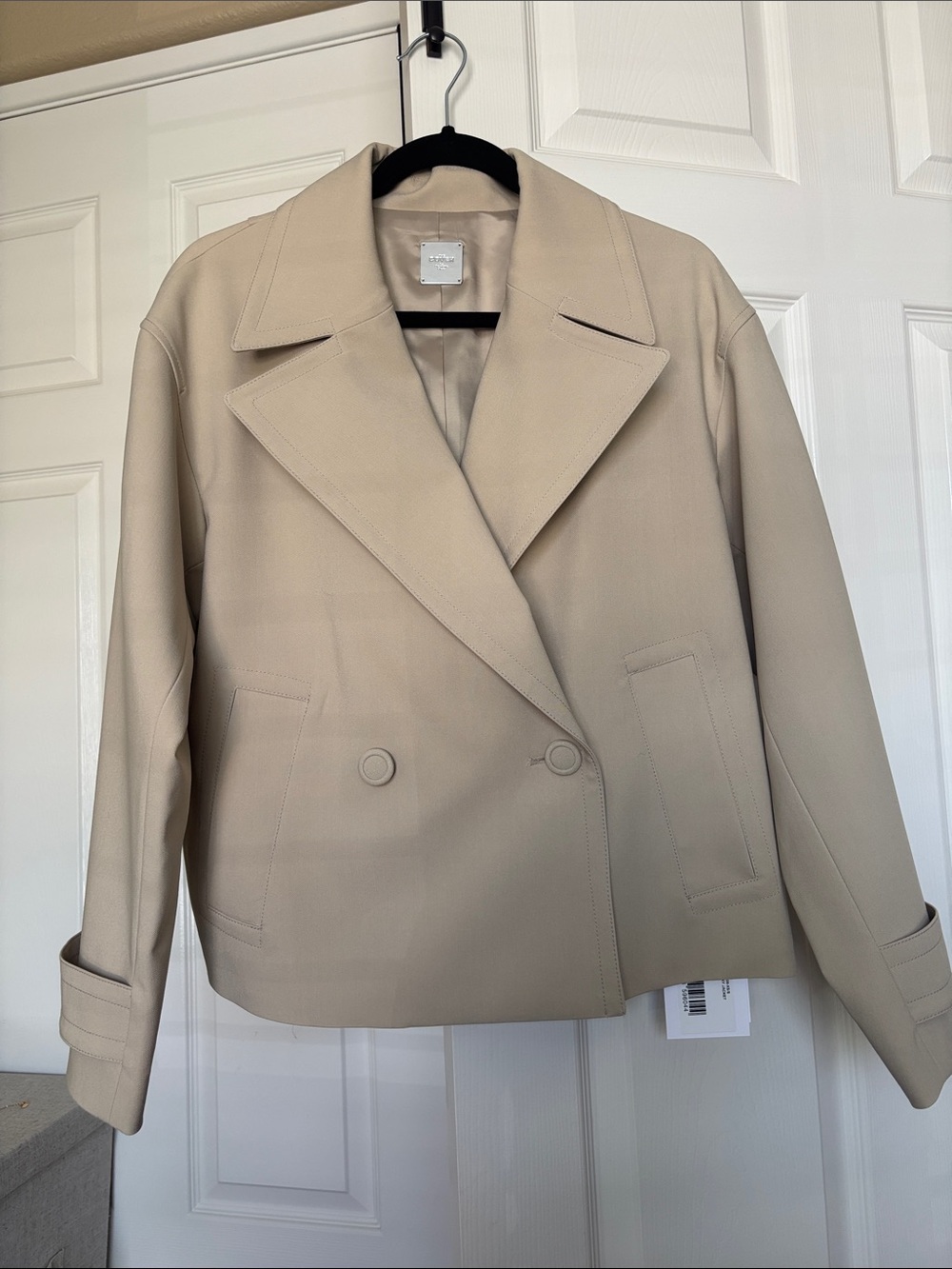 Brand new The Frankie Shop Nelin cropped trench